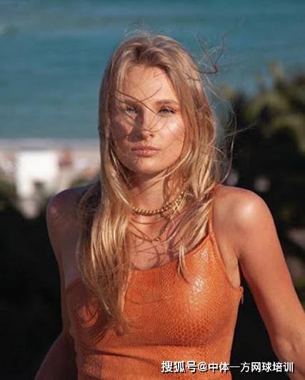 年轻又富有 年轻又富有