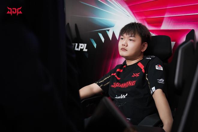 比赛的前2 比赛的前2